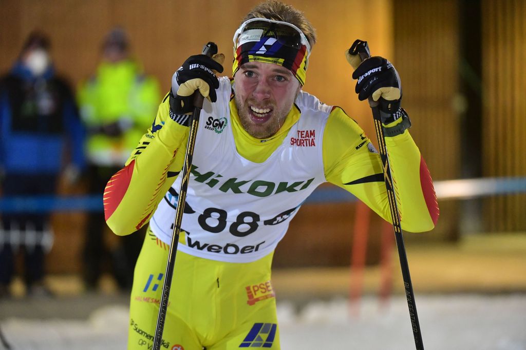 Joni Mäki hiihti voittoon sekunti­kamppailussa: ”Tuli mielenrauha”