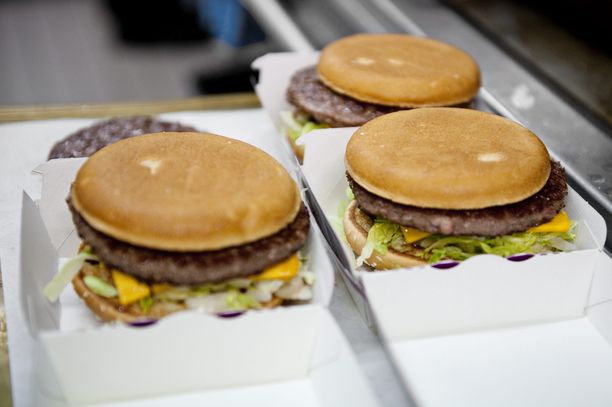 Oletko huomannut? McDonald's aloitti pöytiintarjoilun: ”Tullut paljon  positiivista palautetta”