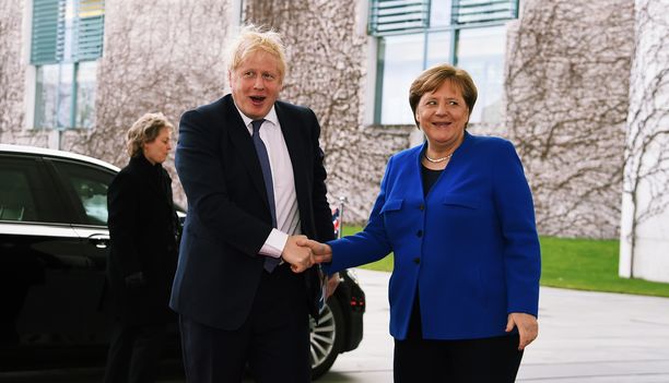 Boris Johnson ja Angela Merkel yrittävät löytää torstaina yhteisen pohjan Britannian ja EU:n tuleville kauppasuhteille. 