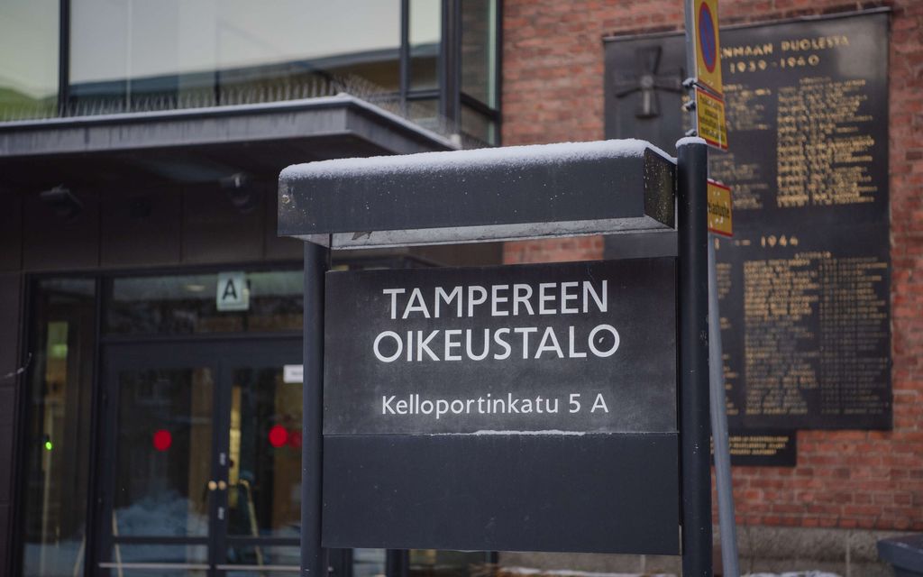 Sijaisäiti puri kiukuttelevaa 4-vuotiasta