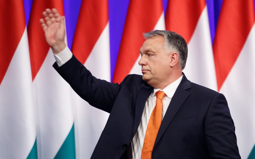 Unkarin Orbán: Euroopassa on ”sotapsykoosi”