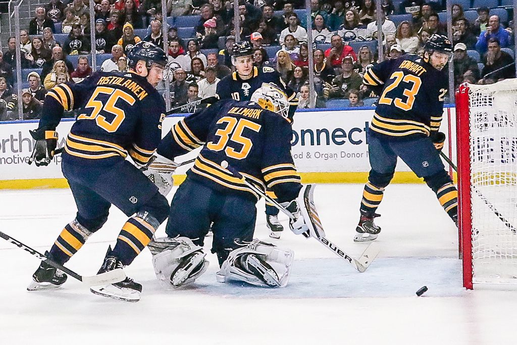 Buffalo synkässä luisussa NHL:ssä, Chicago sysää entistä pahempaan ahdinkoon ensi yönä