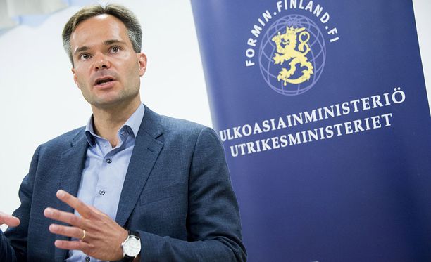 Ulkomaankauppa- ja kehitysministeri Kai Mykkänen (kok).