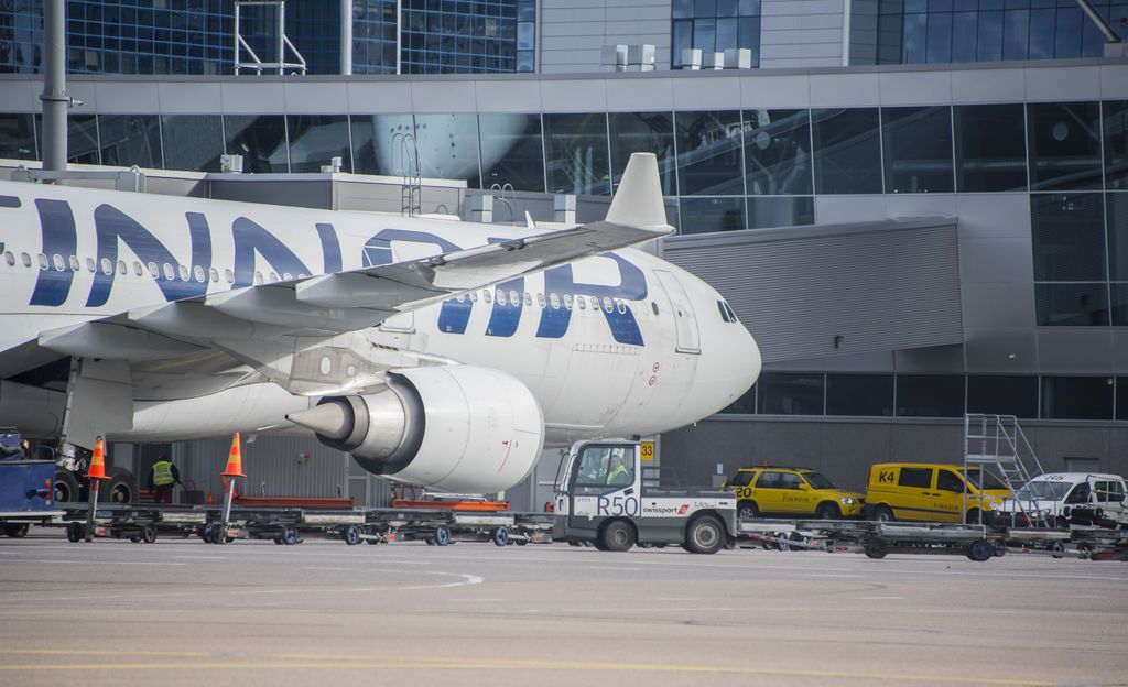 Finnairin lento Tokiosta Helsinkiin palasi lähtökentälleen teknisen vian vuoksi - varaosa kuljetettava paikalle Hong Kongista
