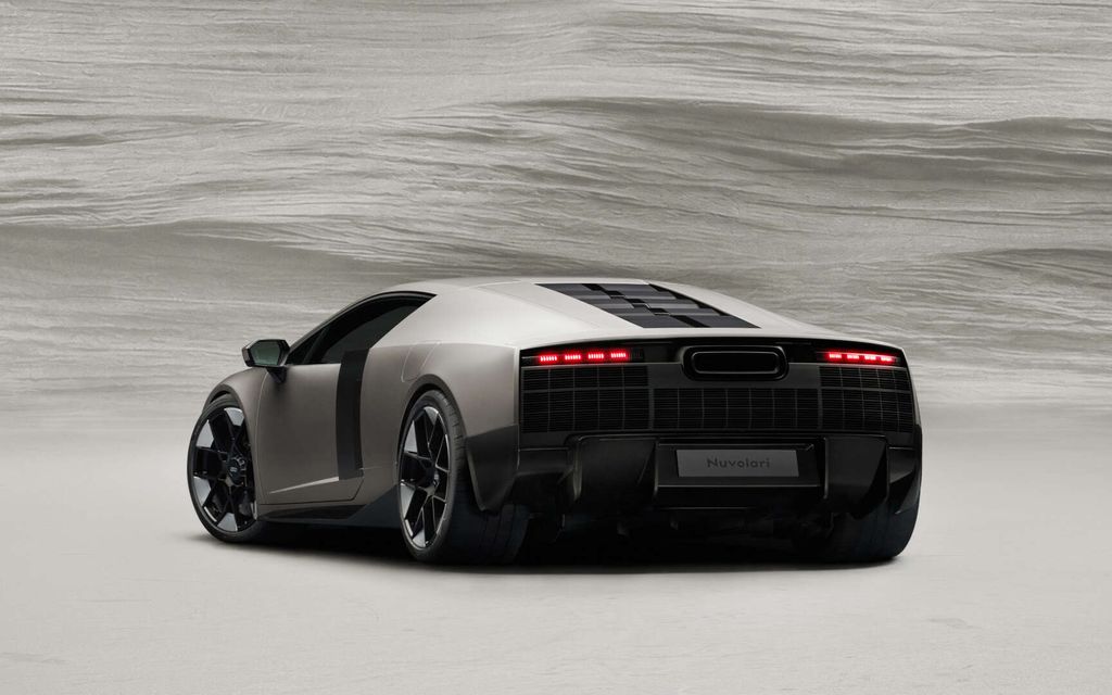 Audi ei ole koskaan tehnyt näin nopeaa ja tehokasta autoa, j