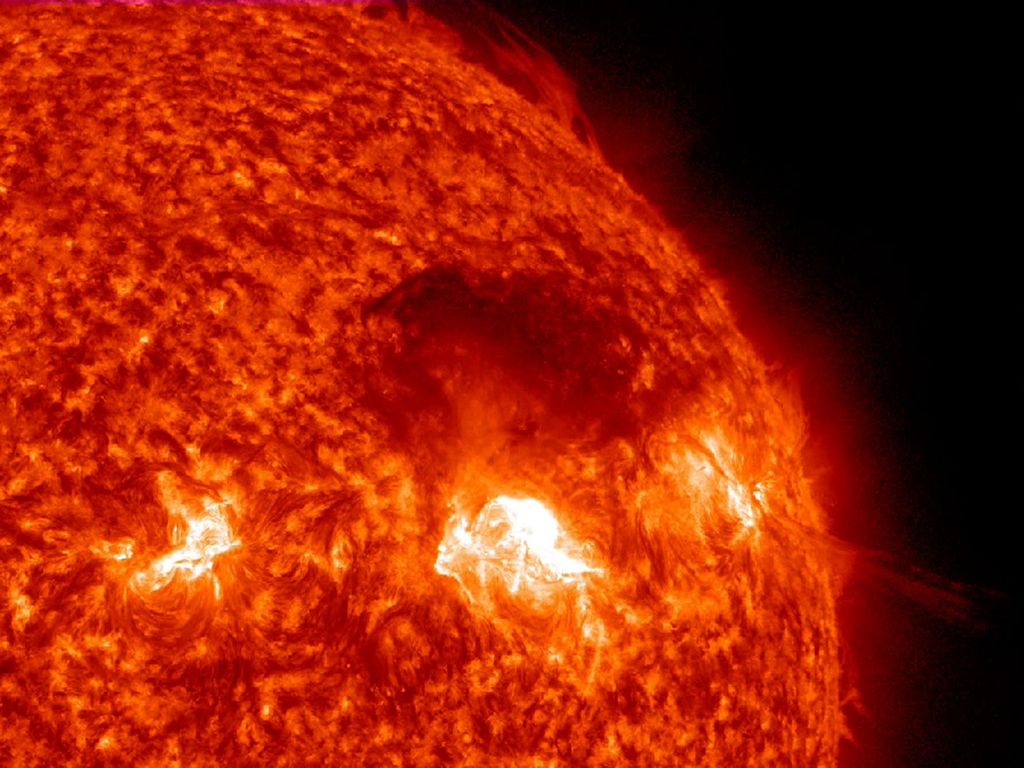 Tähti­tieteilijöiden mullistava löytö: Aurinko on luultua metallisempi 