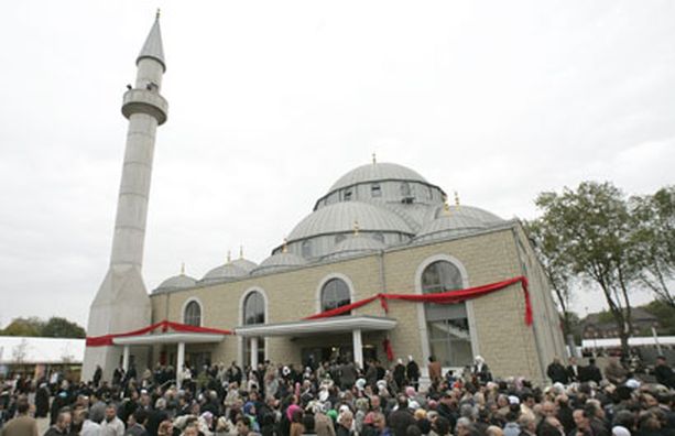 Saksan suurimman moskeijan hinnaksi tuli 7,5 miljoonaa euroa.