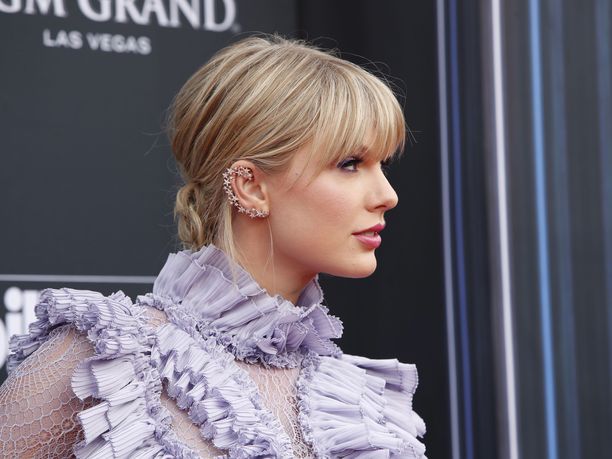 Laulaja Taylor Swift ei arvostanut toimittajan seksististä kysymystä.