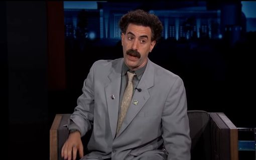 Donald Trump haukkui Boratin – Sacha Baron Cohen antaa samalla mitalla takaisin