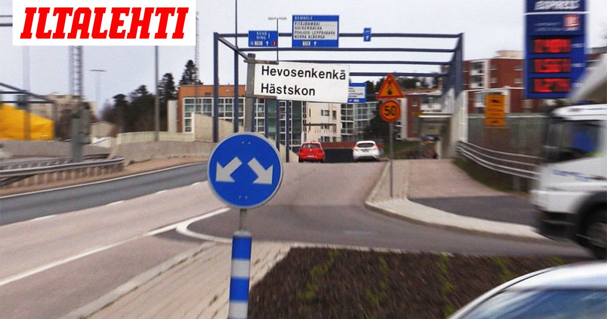 Liikennemerkki Espoossa hämmentää lukijaa - miten tästä kuuluisi ajaa?