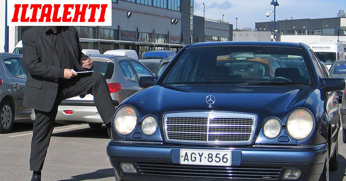 Mita Luksusauton Yllapito Maksaa