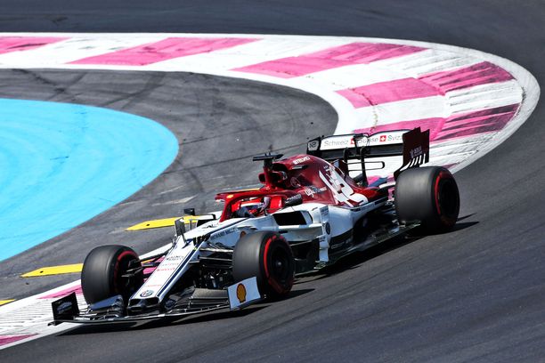 Kimi Räikkönen pettyi Ranskan GP:n aika-ajossa. 