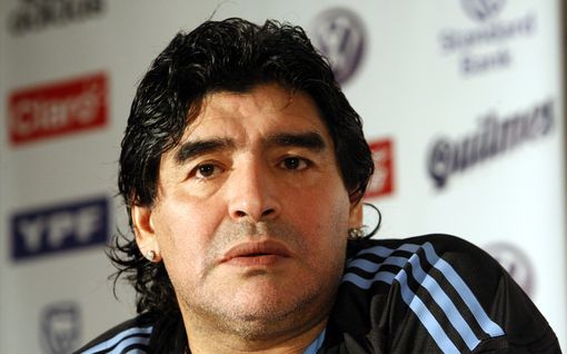 Ystävältä karuja sanoja – Diego Maradona oli väsynyt ennen kuolemaansa: ”Hän ei halunnut enää elää”