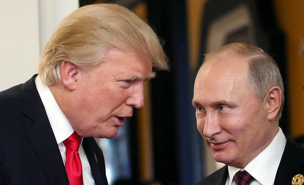 Donald Trump ja Vladimir Putin tapasivat viime vuoden marraskuussa Aasian maiden kokouksessa.