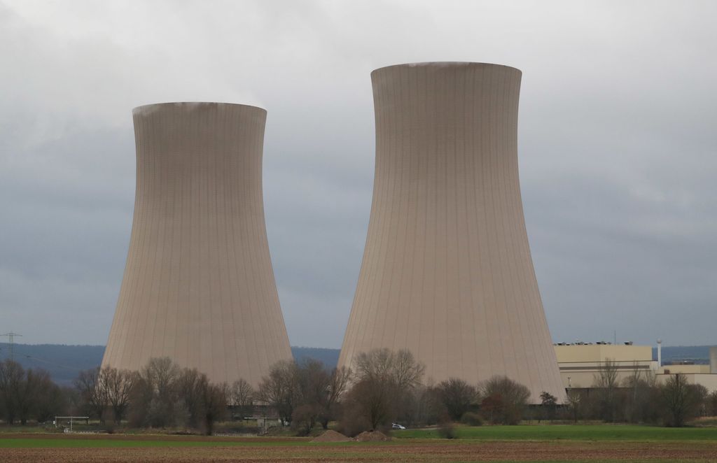 EU aikoo linjata ydinvoiman ja maakaasun vihreiksi energia­muodoiksi