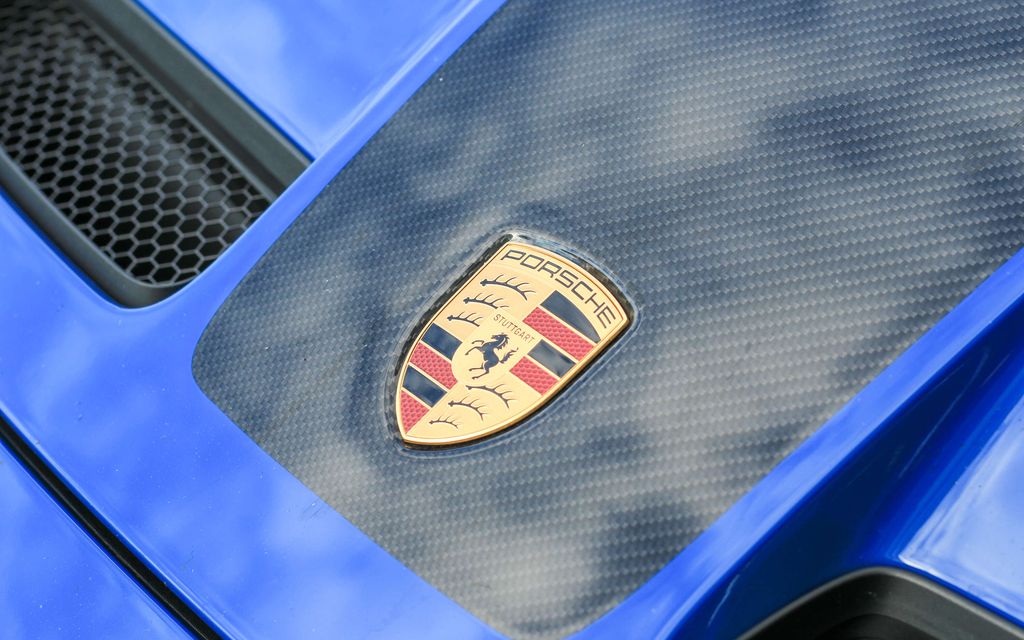 Autot keräävät kehuja, mutta tulos syöksyy – Porsche irtisanoo satoja