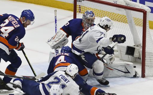 Tampa Bay hyydytti NY Islandersin – Point venytti maaliputkensa kuuteen otteluun