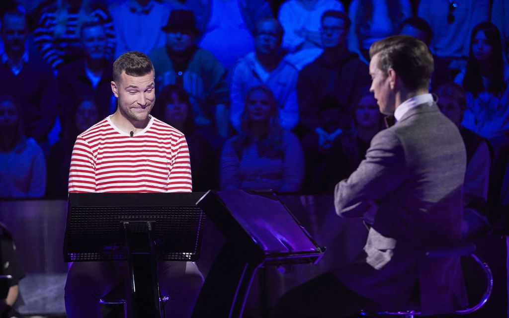 Haluatko miljonääriksi: Tietäisitkö vastauksen? Opettaja jättää kaikki oljenkorret käyttämättä – Vastaa väärin