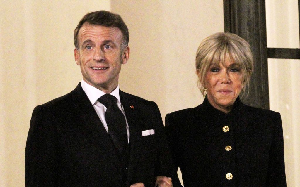 Uutuuskirja: Ranskan presidentti­parista järkyttäviä väitteitä – Tämän takia Brigitte Macron mottasi Emmanuel Macronia lentokoneessa