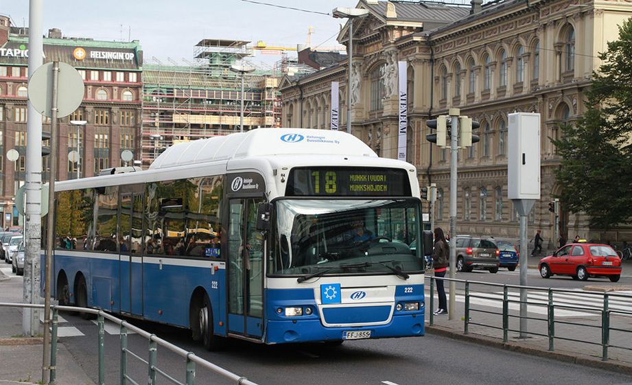 Bussi Myöhästyi Yli Puoli Tuntia, Työmatkalainen Otti Taksin ...