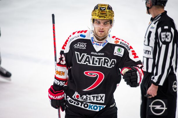 Julius Nättinen voitti SM-liigan maalikuninkuuden viime kaudella.