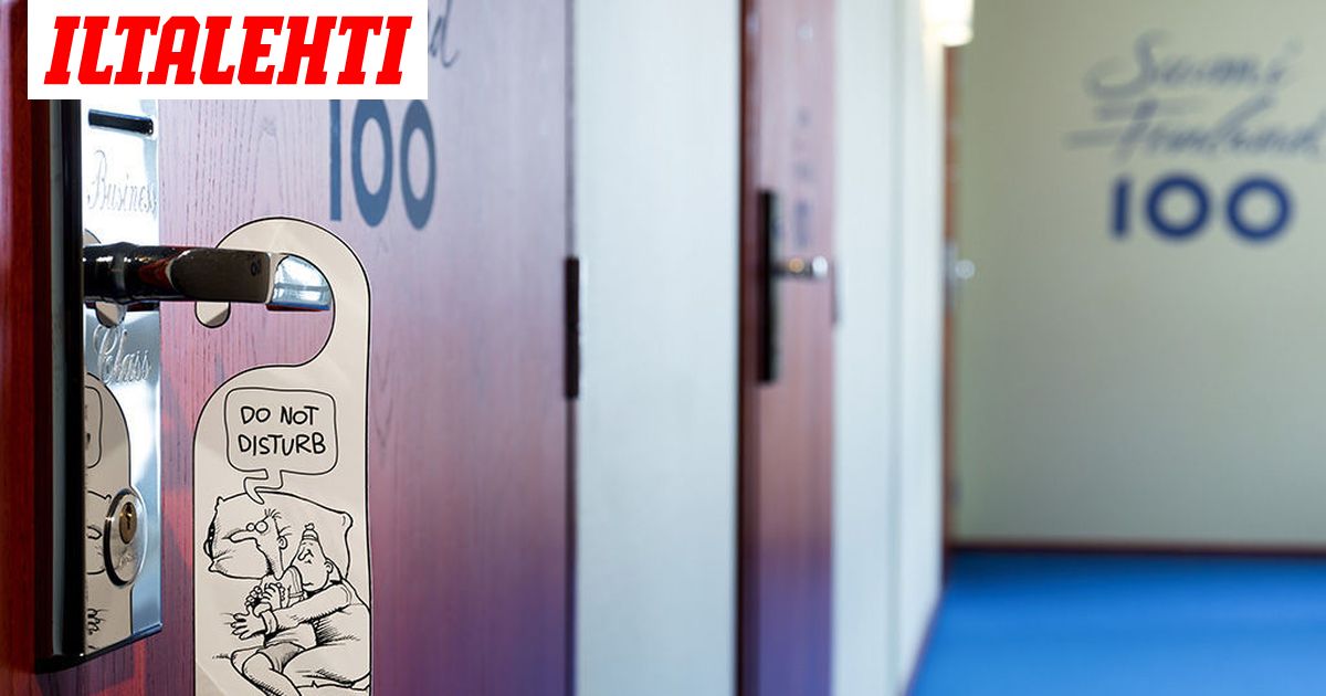 Kiekkoleijonat vai Fingerpori? Viru-hotellista löytyy hauskoja Suomi 100  -huoneita