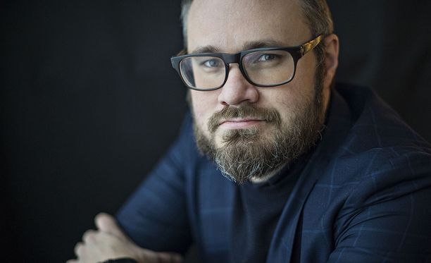 Tuomas Enbuske on Iltalehden kolumnisti.
