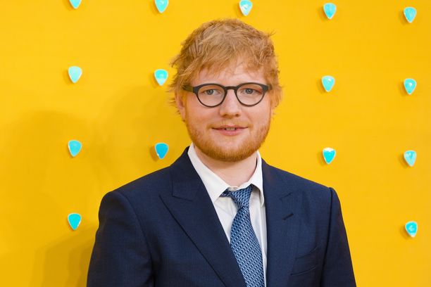 Ed Sheeran tunnetaan lukuisista jättihiteistään. Laulaja esiintyi kesällä 2019 Suomessa.