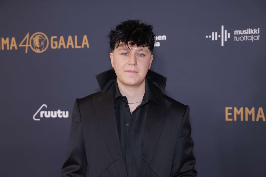 Costee ja Rantabaari-tähti Joanna Wallinheimo: Yllätyskihlat!