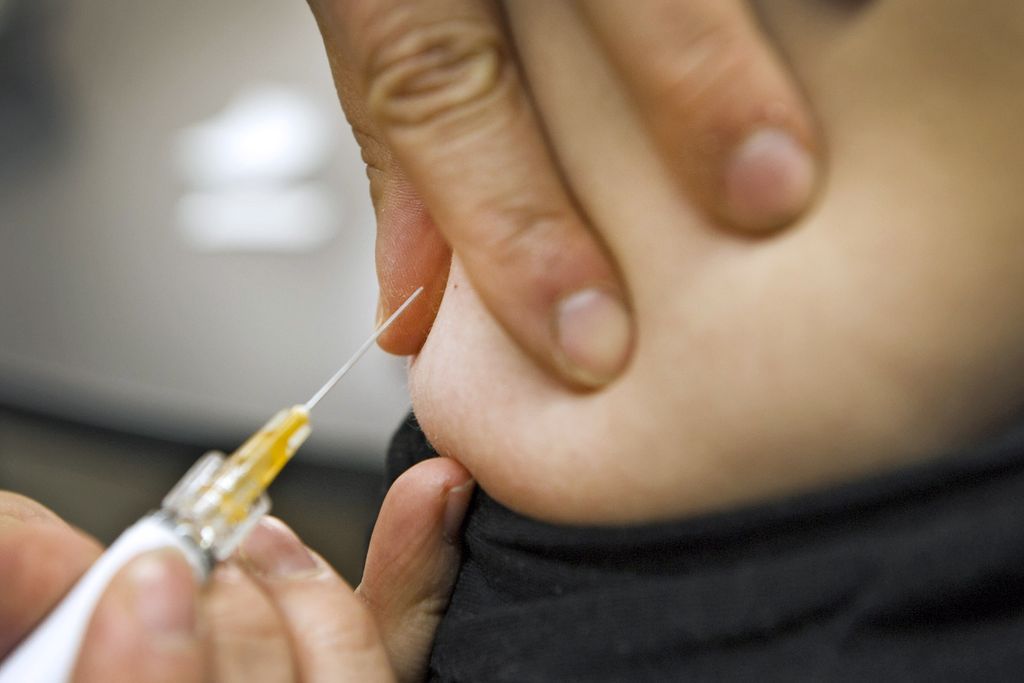 Eduskunnan rokoteryhmä ehdottaa: Pneumokokkirokote kaikille yli 65-vuotiaille – syynä koronakriisi