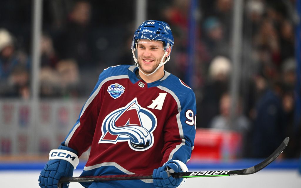 Tulikuuma Mikko Rantanen valittiin NHL:n viikon pelaajaksi