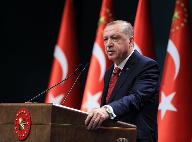 Erdogan toivoo maalleen pikaisesti presidenttiä, joka voi päättää yksin miltei kaikesta.