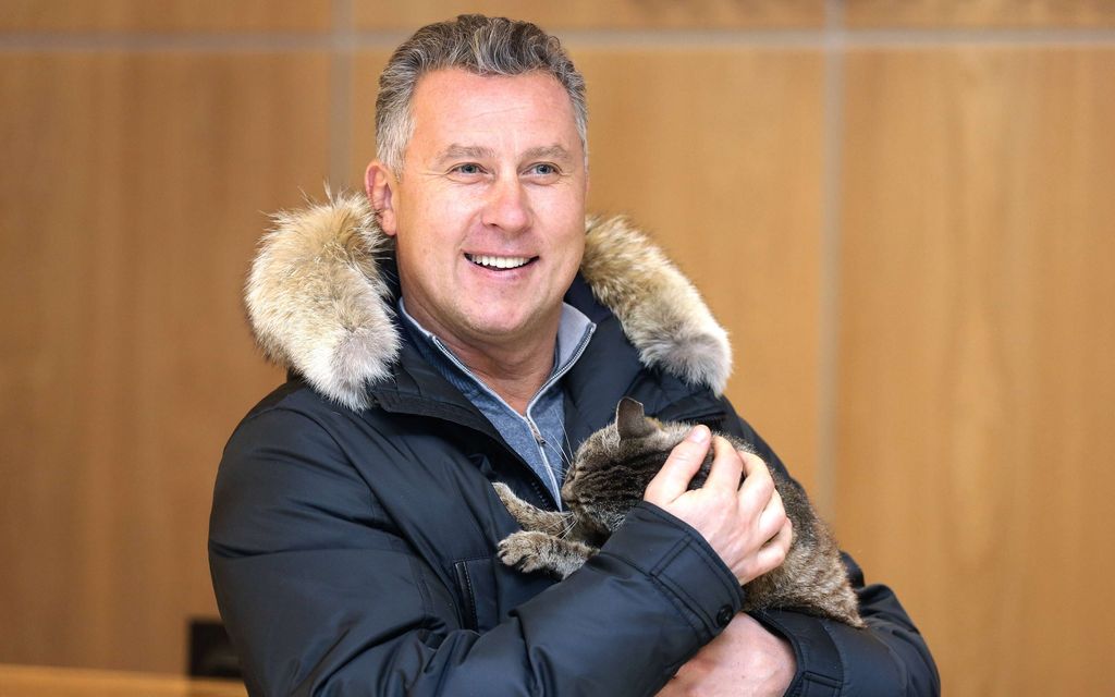 Venäläis­legenda sai keskellä yötä puhelun Kanadasta – Otti heti paukun vodkaa