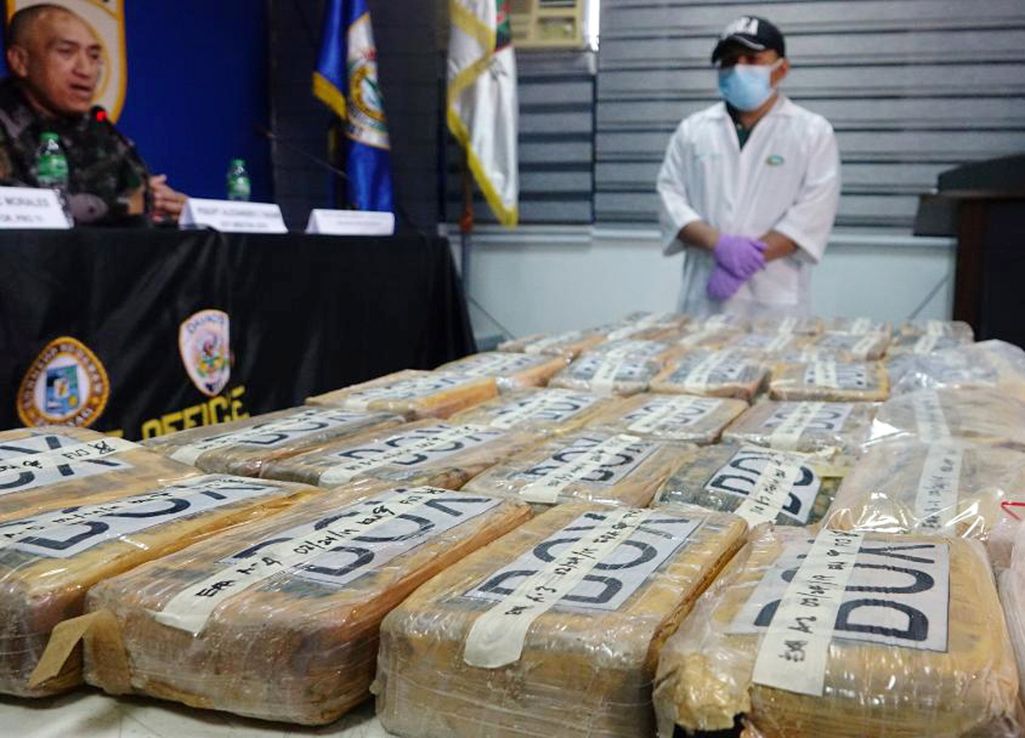 Filippiineillä on kevään aikana huuhtoutunut rantaan kokaiinia kymmenien miljoonien arvosta 
