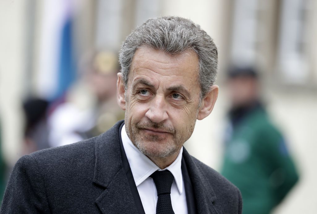 Syyte: Ranskan entinen presidentti Nicolas Sarkozy suhmuroi vaalikampanjaansa liki 43 miljoonaa euroa 