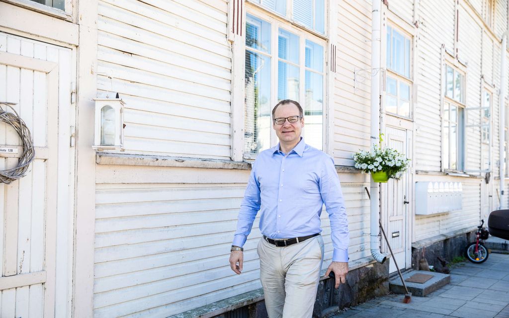 Uusi käänne Suomen parhaiten tienaavan kaupungin­johtajan potkuissa