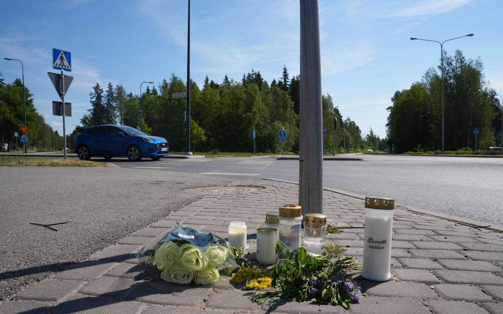 Jalkapallo­seuralta kaunis ele Turussa kuolleelle 7-vuotiaalle pojalle