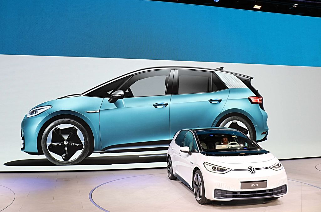 Tässä se nyt on: Volkswagenin uusi sähköinen kansanauto ID.3