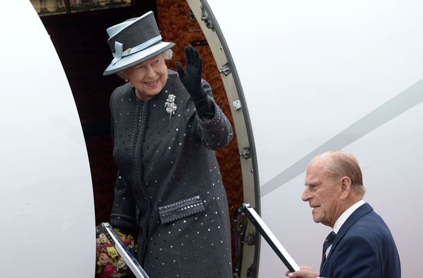 Kuningatar Elisabet matkusti viimeisen kerran ulkomaanmatkalle vuonna 2015. Tuolloin matkakohteena oli Malta ja seurana puoliso prinssi Philip.