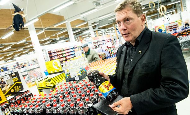 Vesa Keskisen mukaan Tuurin Kyläkauppa on suurempi kuin Stockmann.