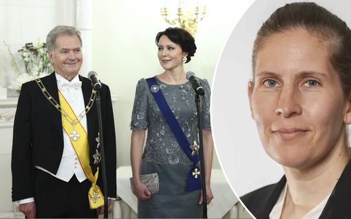 Huomasitko? Suomen ensimmäinen naisadjutantti seisoi presidentin takana – katoaminen hämmensi somen