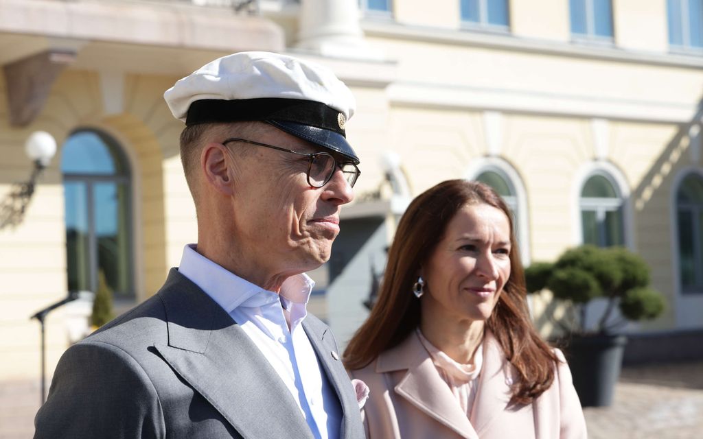 Stubb ylisti vuolaasti Suzannen upeutta – Vitsaili linnaan joutumisella