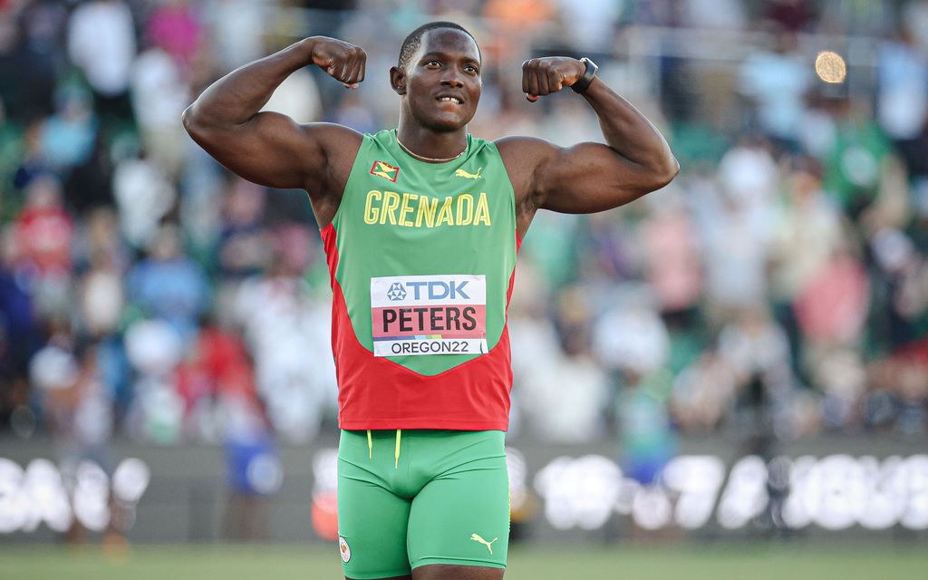 Keihäänheiton maailman­mestari pahoin­pideltiin ja heitettiin veteen Grenadassa