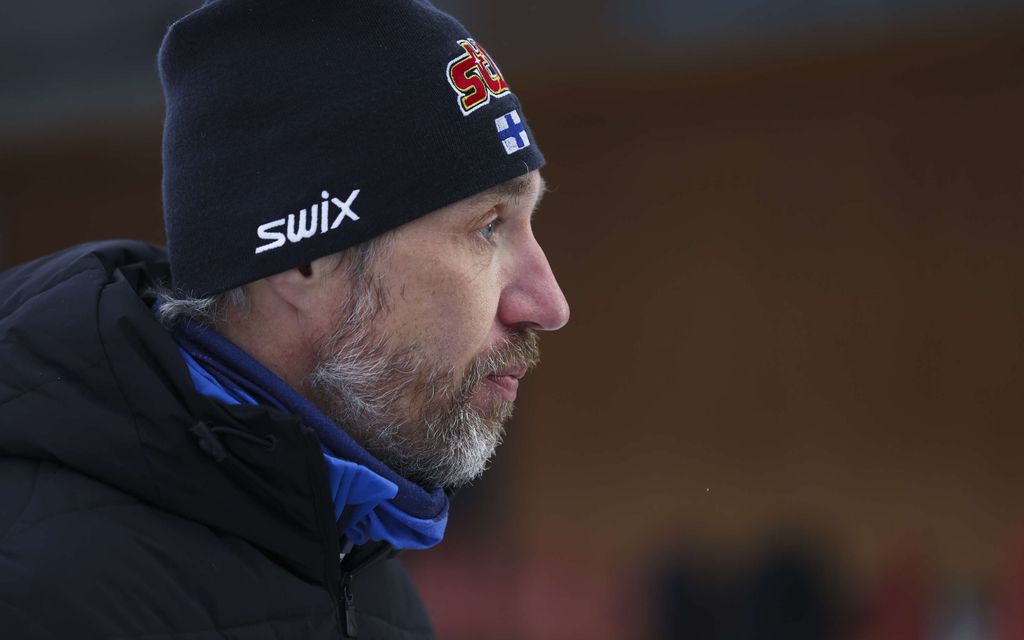 Hiihdon päävalmentajan mitta tuli täyteen: ”Aika raskasta”