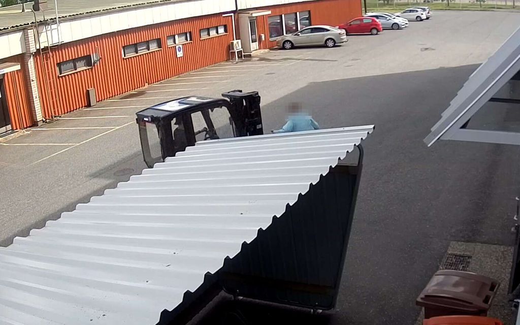 Karmea turma vei naisen jalan – Oikeus: ”Ajattele­mattomuutta”
