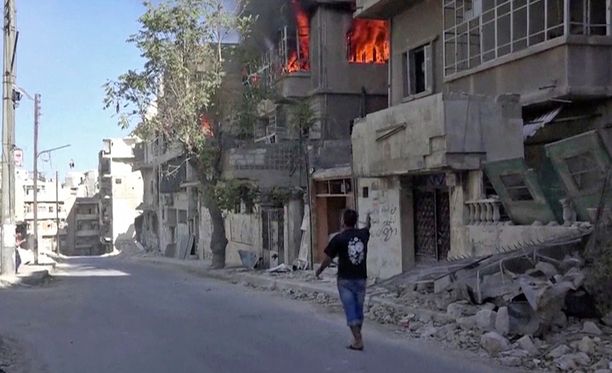 Siviilien tilanne Aleppossa on katastrofaalinen pommitusten takia.