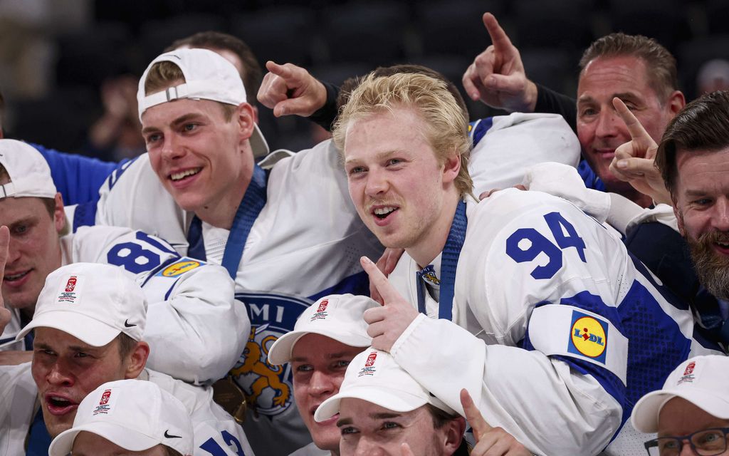 Hornetit ovat Leijonien siivellä
