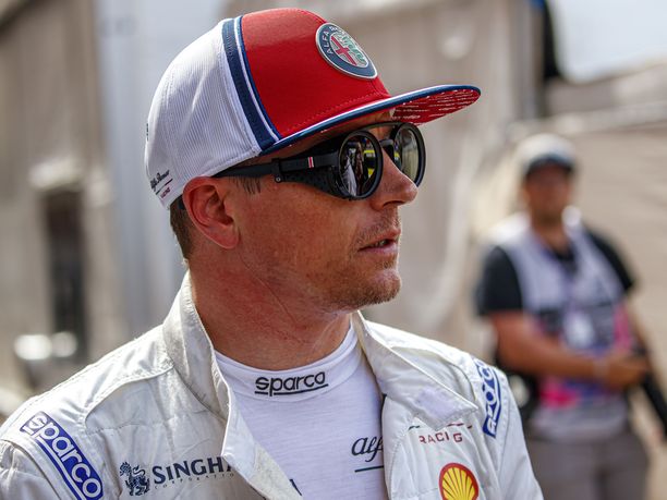 Kimi Räikkönen on pettynyt Alfa Romeon alkukauteen.