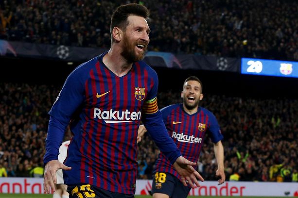 Leo Messi juhli raivokkaasti molempia maalejaan Liverpoolin verkkoon. 
