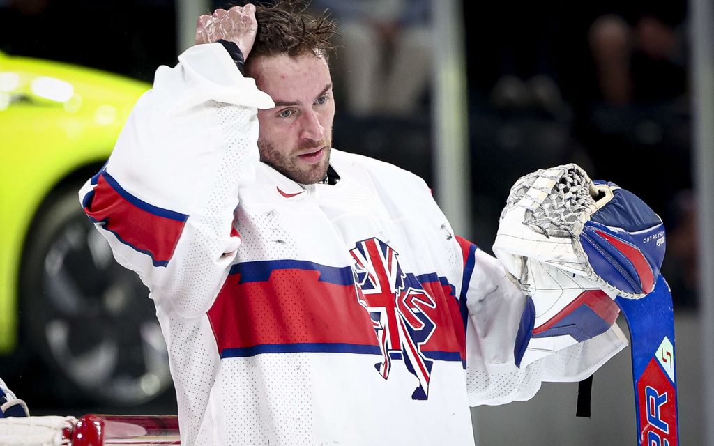 Ison-Britannian maalivahti joutui turvautumaan äärimmäiseen keinoon Leijonia vastaan